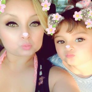 Meet your Posher, Mireya